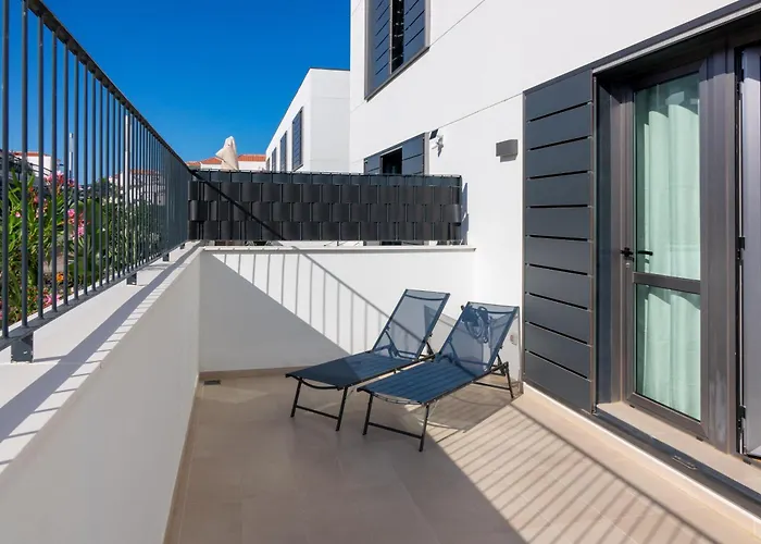 Luz De Luna Abades (Tenerife)