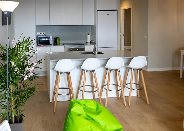 Luz De Luna Абадес